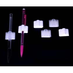 PORTE-CRAYON 1030C TRANSPARENT ADHESIF PLASTIQUE PAR 100